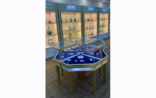 博物館文物展示柜瓷器陳列柜-盛榮國際